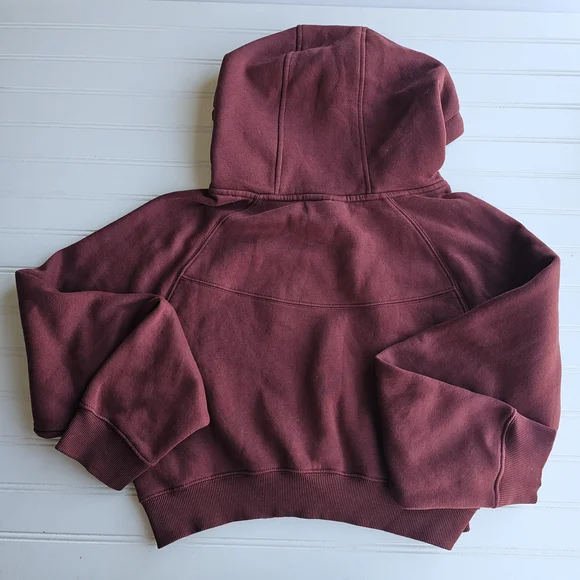Alphalete Burgundy Cropped Hoodie Sweater Womens Medium - Picture 2 of 4